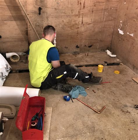 Intensive Plumbing Course .